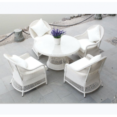 garden white wicker coffee table set